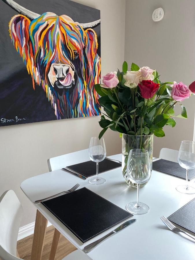 Peter Pan Apartment In The Heart Of Inverness Dalneigh ภายนอก รูปภาพ